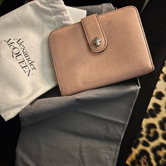 Pink Alexander, McQueen wallet - Picture 8 of 8